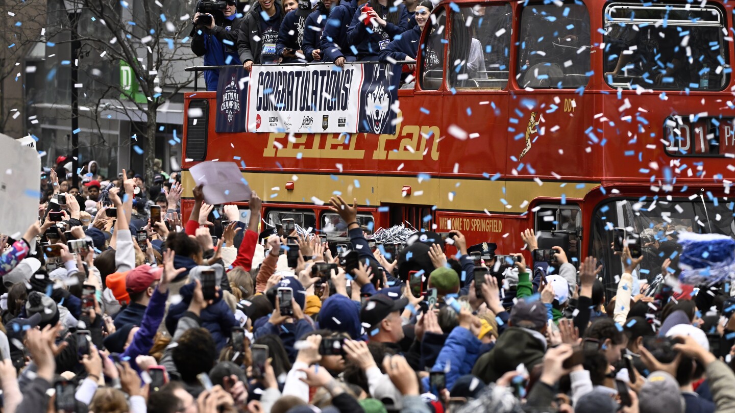 UConn women's basketball team Celebrates a 