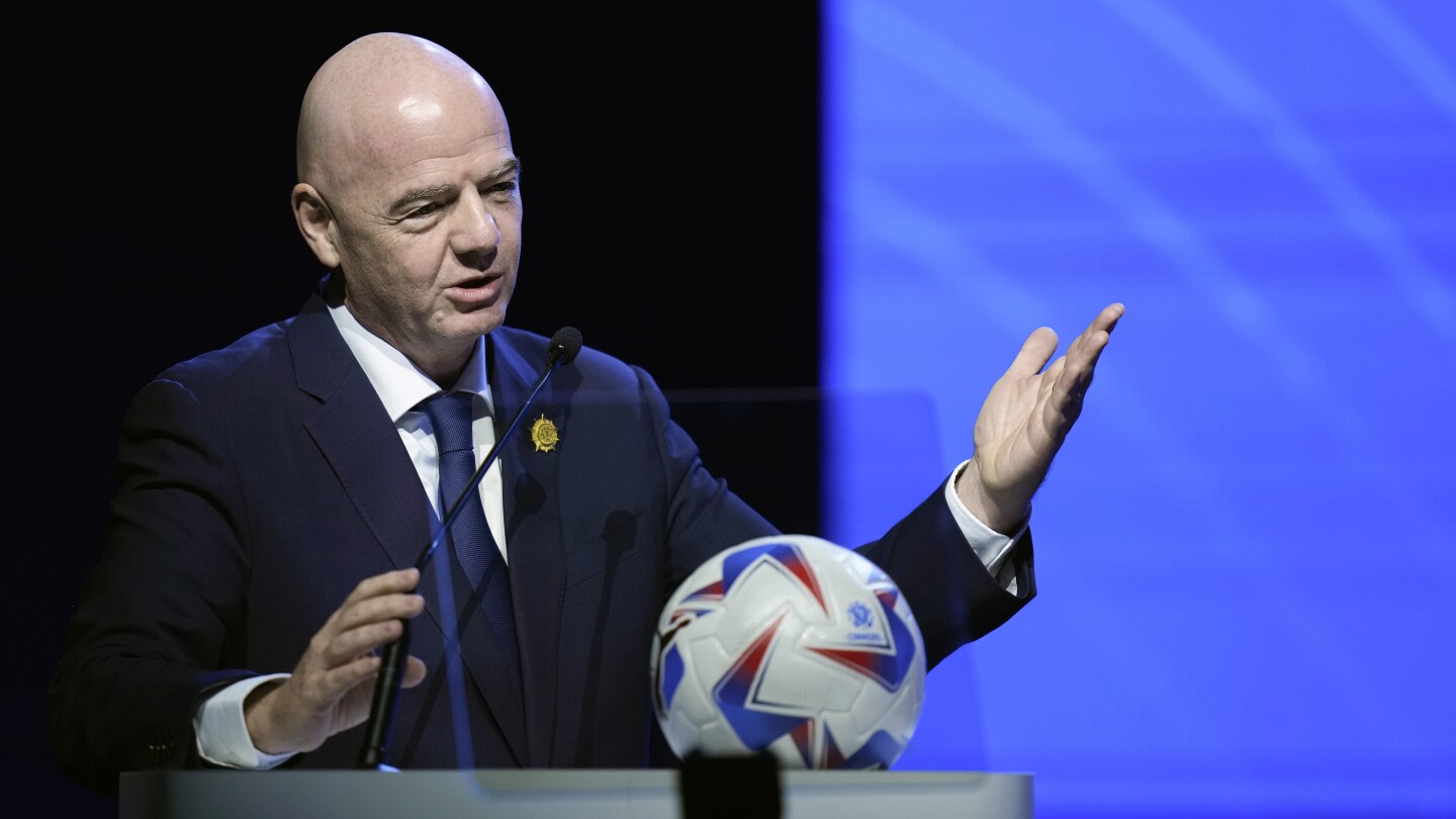 ЖЕНЕВА AP — ФИФА предложи мирни преговори на глобалните мрежи