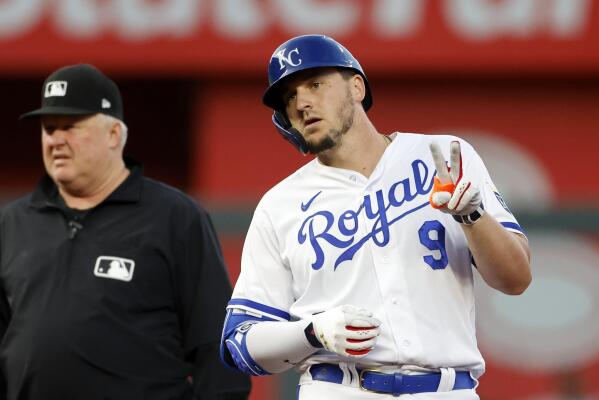 Vinnie Pasquantino hits first 2 career home runs off same pitcher