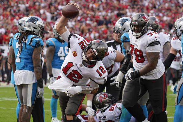 NFL says officials didn't get Mike Evans' autograph after Panthers