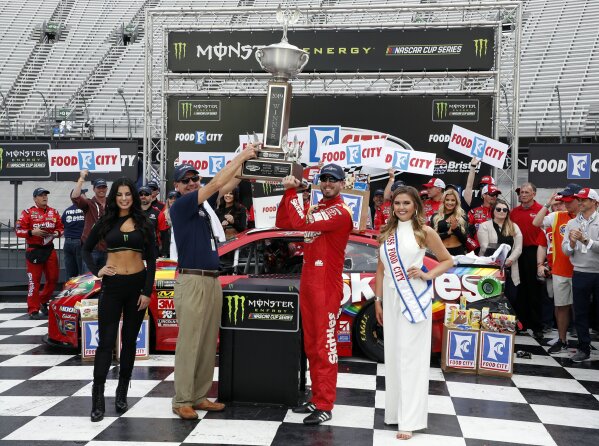 Kyle Busch beats brother to grab 8th Bristol win