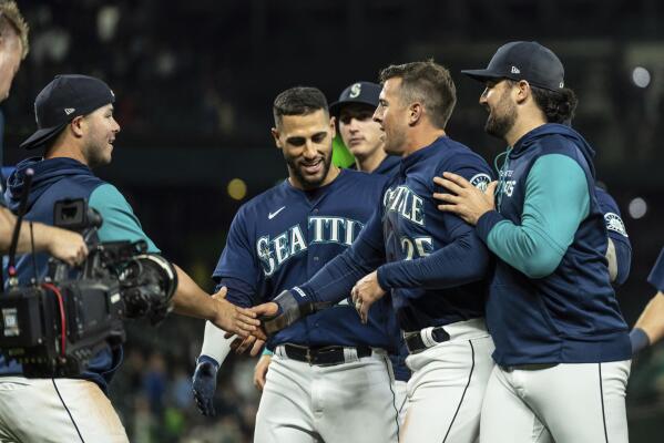 At the break, Mariners in position to end playoff drought