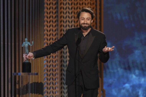 Kieran Culkin accepts the award for outstanding performance by a male actor in a supporting role for "A Real Pain" during the 31st annual Screen Actors Guild Awards on Sunday, Feb. 23, 2025, at the Shrine Auditorium in Los Angeles. (AP Photo/Chris Pizzello)