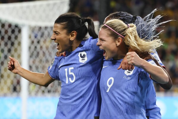 Renard scores the clincher for France in 2-1 win over Brazil at the Women's  World Cup