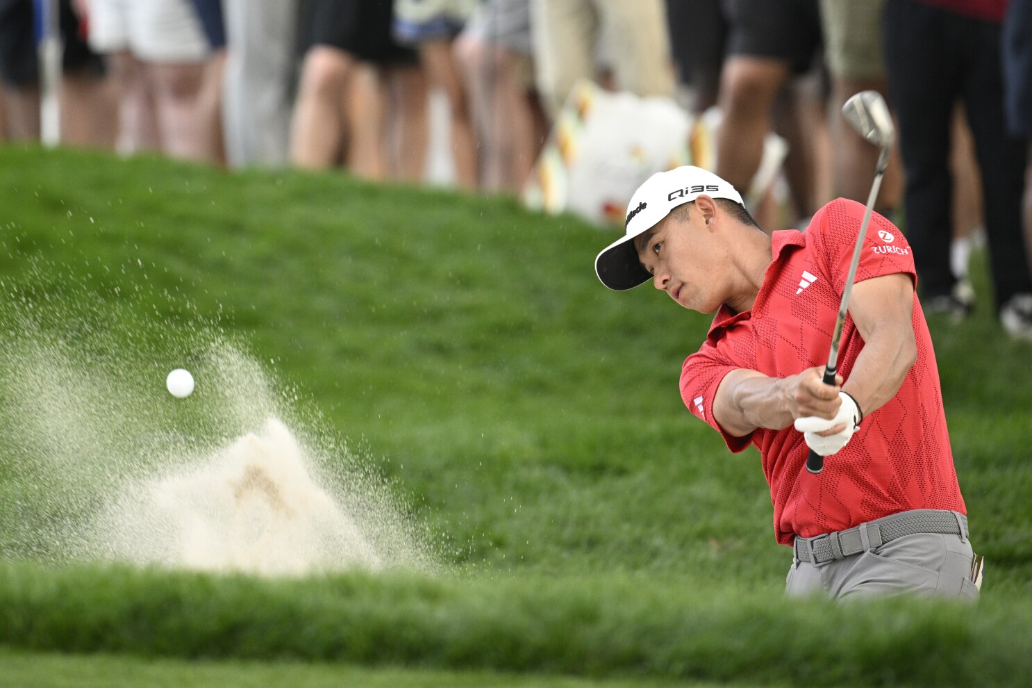 Collin Morikawa birdies final hole for a 1-shot lead at Bay Hill