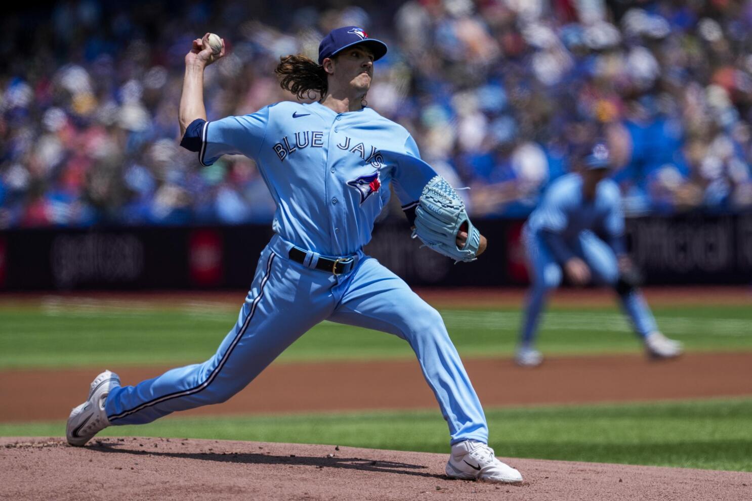 AP source: Blue Jays reach deal with pitcher Kevin Gausman