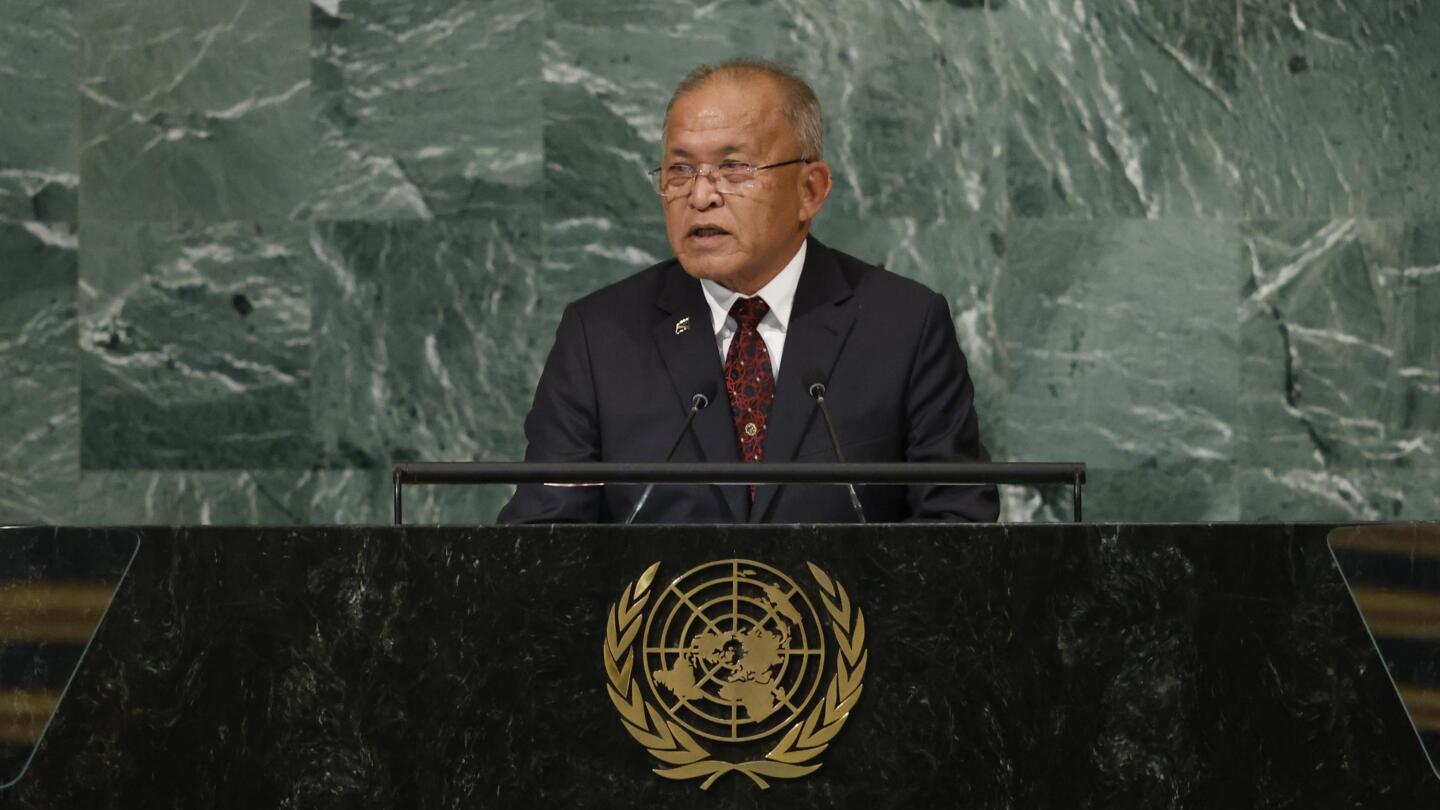 Drowning island nations: ‘This is how a Pacific atoll dies’