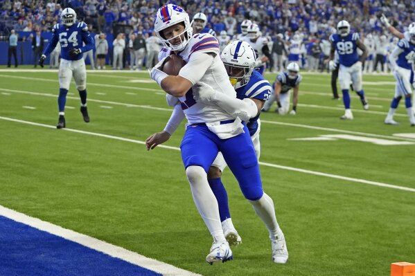 Bills QB Allen dismisses comparisons to Mahomes by noting he's 0-3 in playoffs  against Chiefs star | AP News