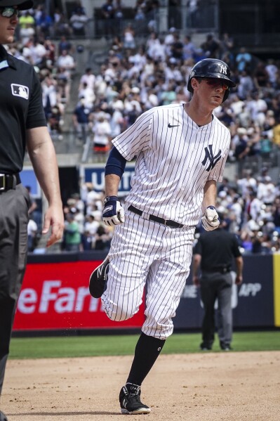 Yankees thin at catcher after Jose Trevino wrist injury