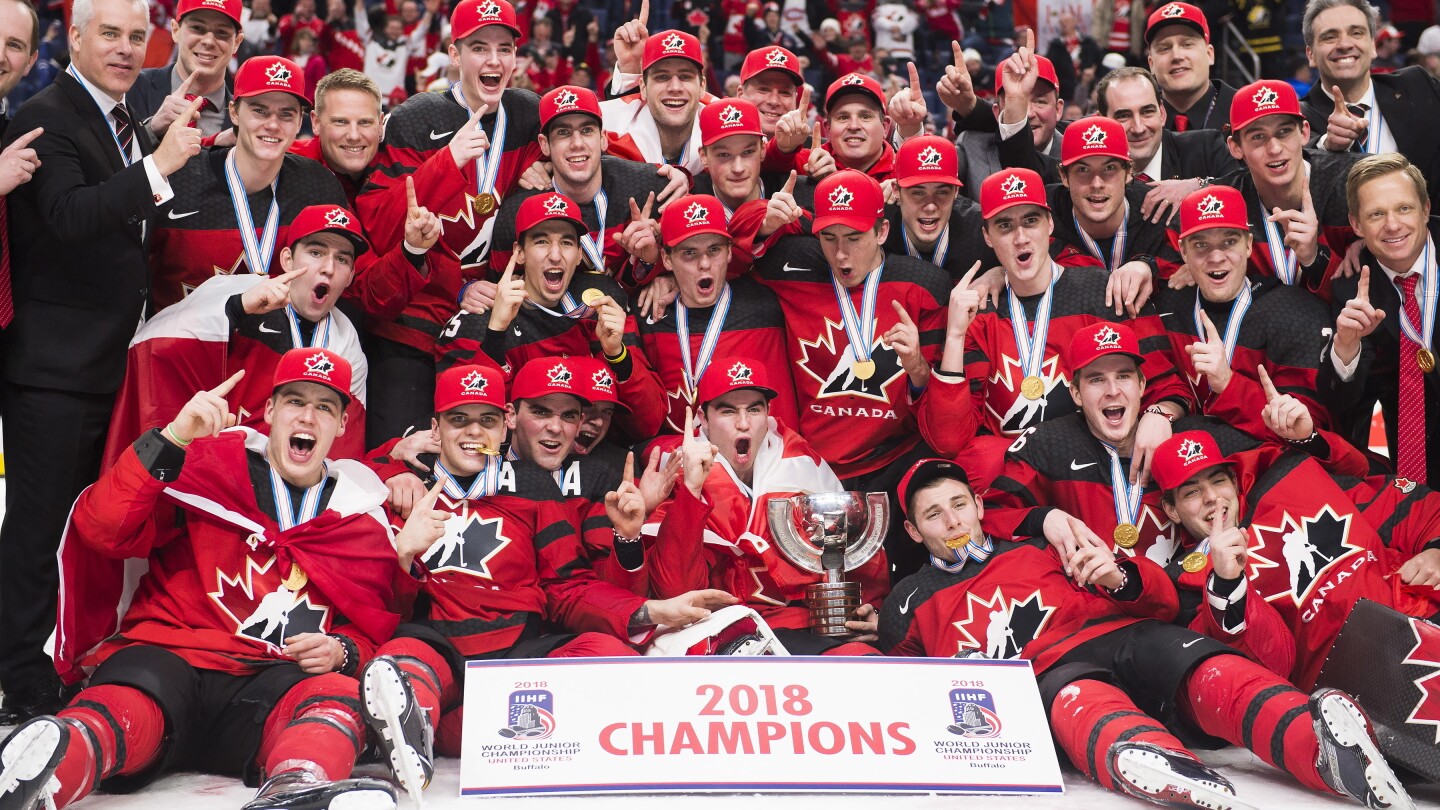 Петима играчи от световния юношески отбор на Канада за 2018 г. си взеха отпуск от своите клубове