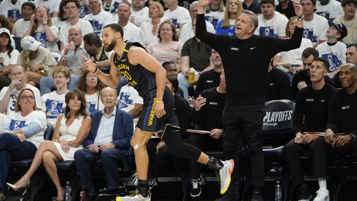Warriors sideline Curry for at least a week with hamstring strain, putting rest of series in flux