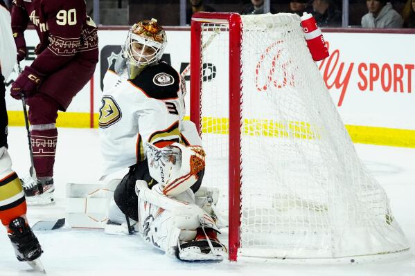 Coyotes beat Ducks 5-4 in OT; 10th straight loss for Anaheim