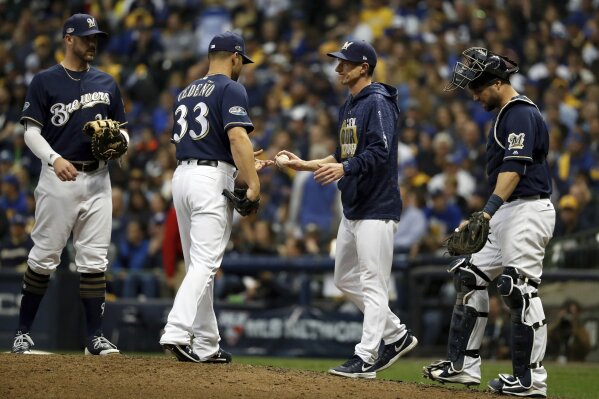 Brewers rally to make Craig Counsell winner over Dodgers, 4-3 - Los Angeles  Times
