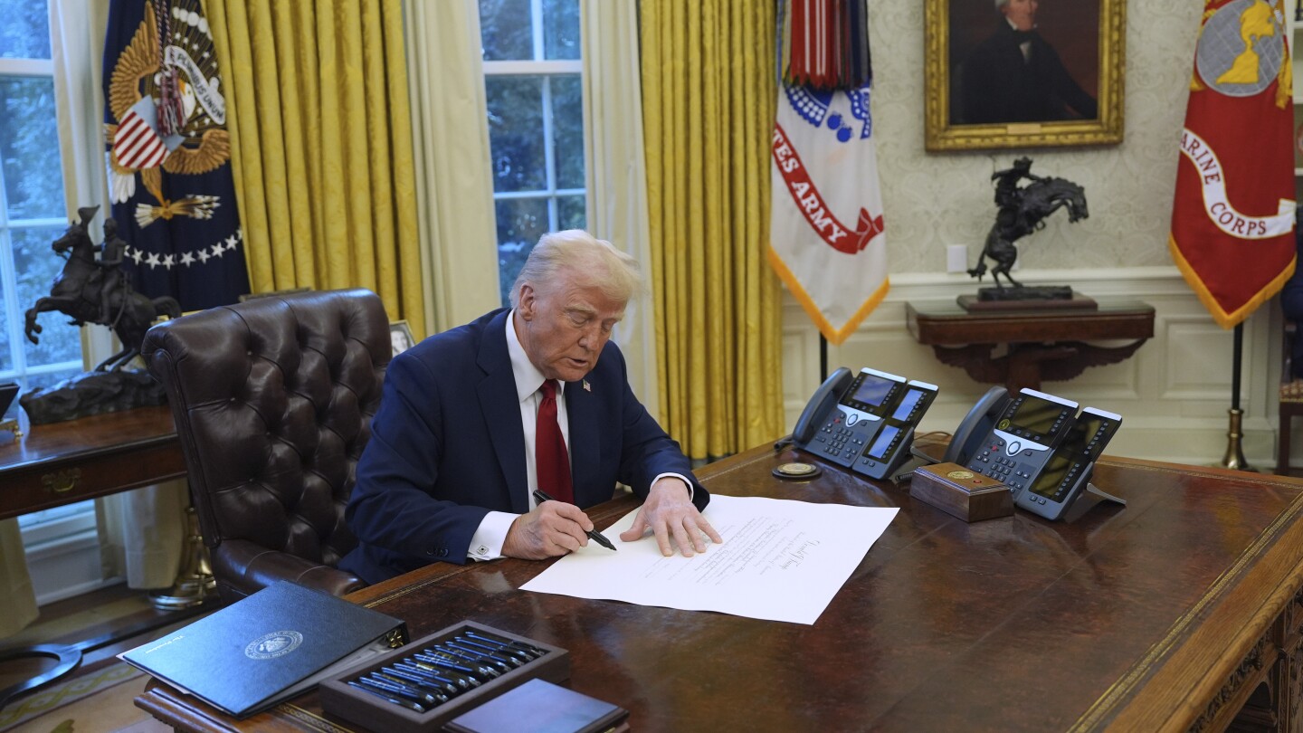 Trump says he will offer 'gold cards' for $5 million path to citizenship, replacing investor visas