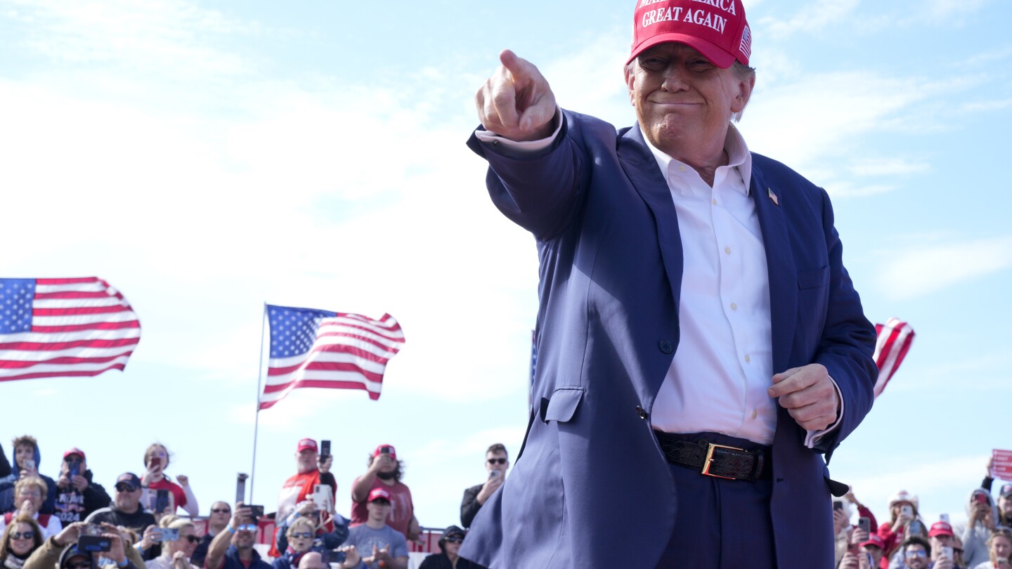 Former President Trump Holds Rally in Ohio, Addresses Southern Border Crisis