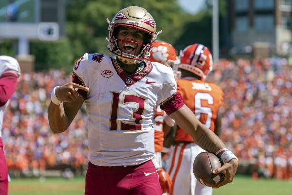 College football scores, schedule, NCAA top 25 rankings, games today:  Florida State, UCLA in action