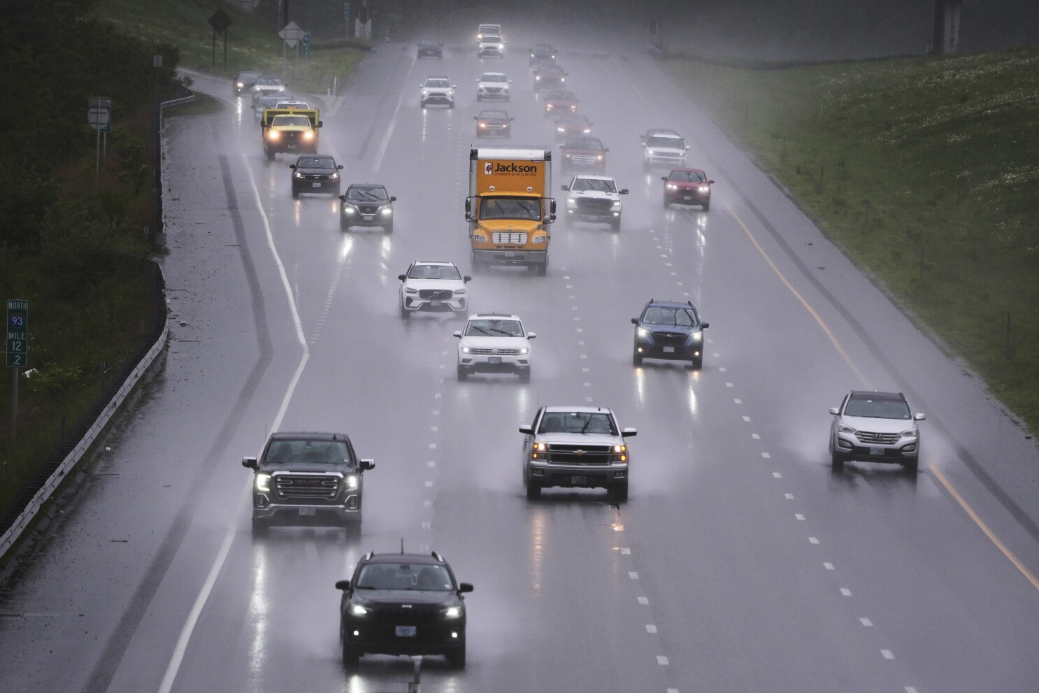 Rare May nor'easter brings New England rain and snow chance before Memorial Day