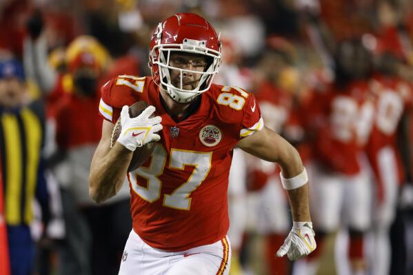 Chiefs open up offense against Pittsburgh, eye Buffalo next