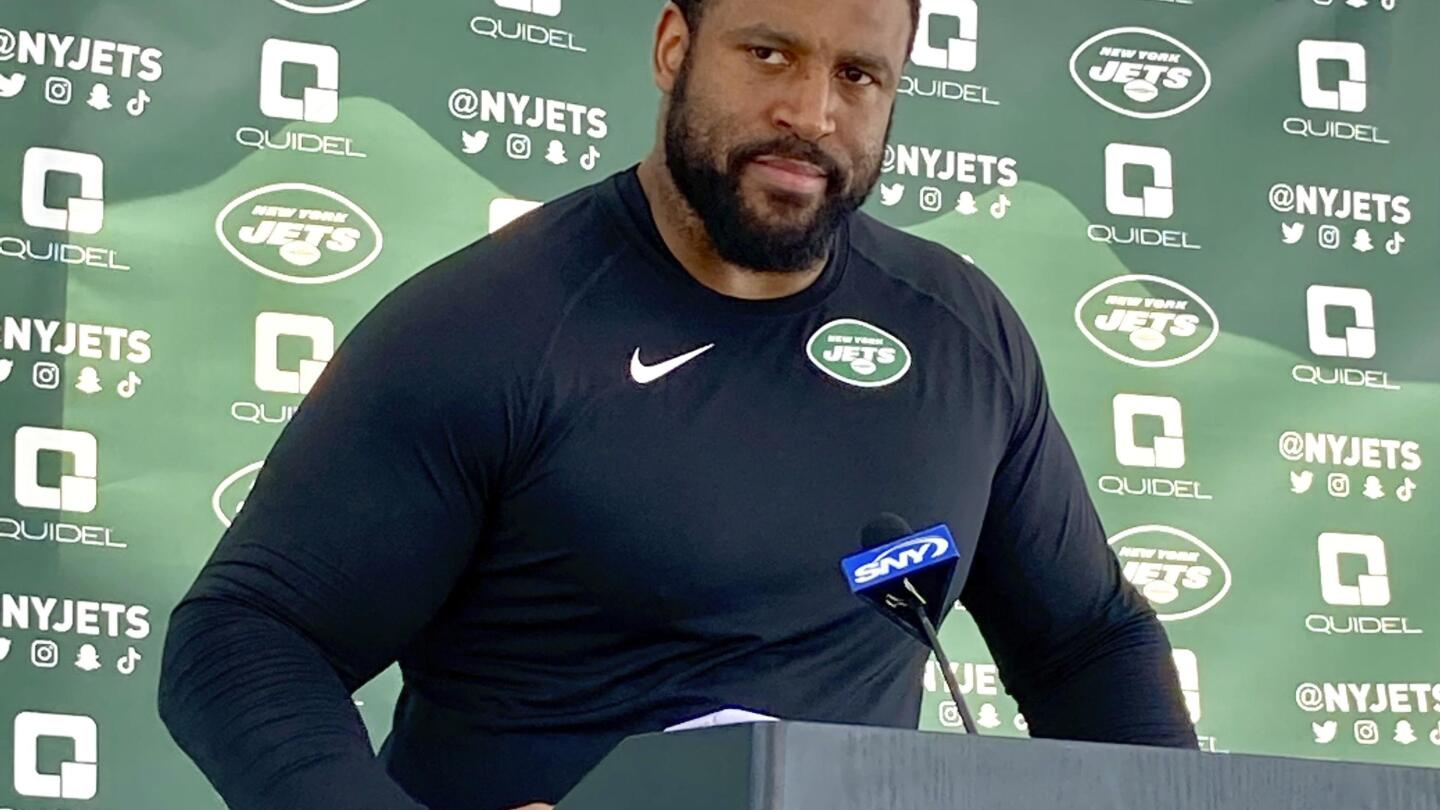 Jets LT Duane Brown questionable to play vs. Patriots