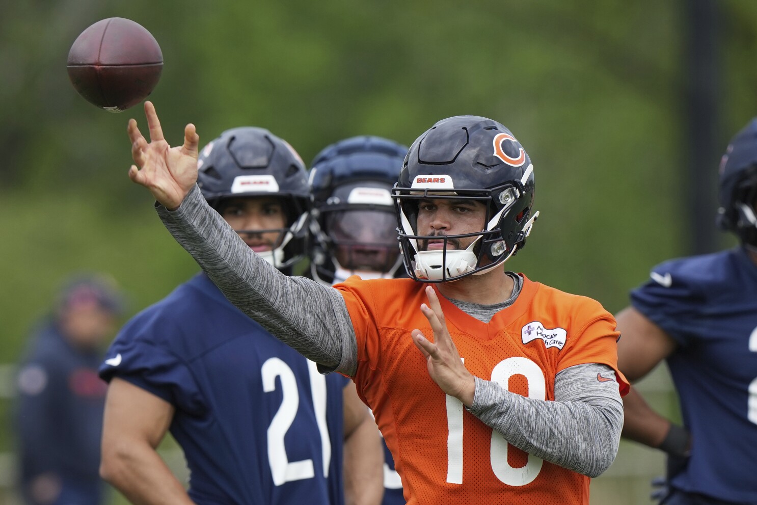Bears QB Caleb Williams addresses controversy from book excerpt
