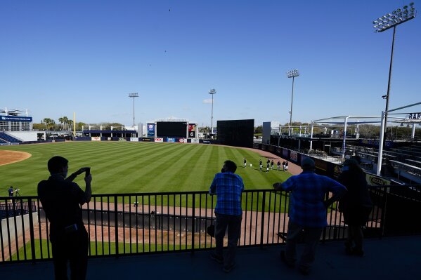 LeMahieu, Yankees looking forward to fans in stands again