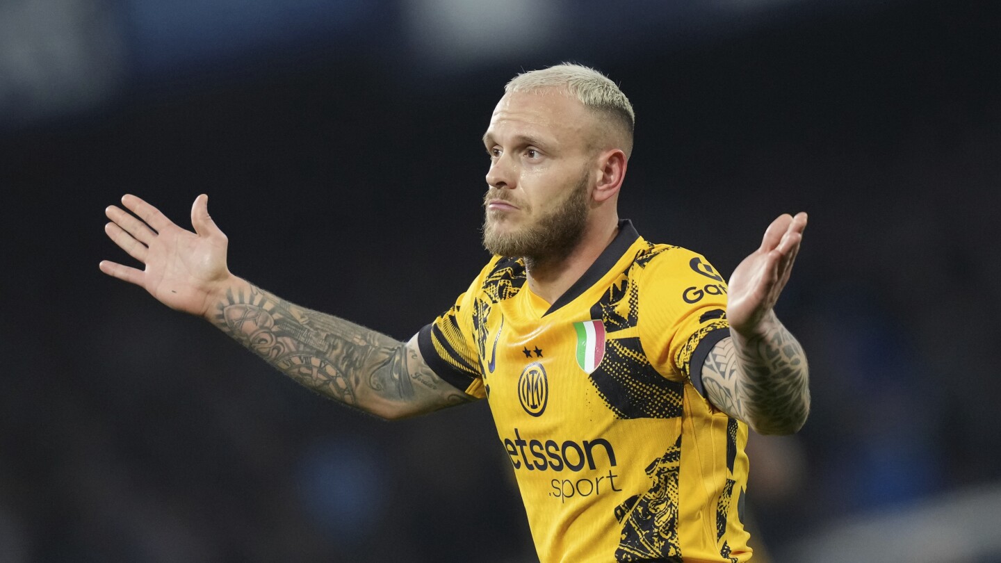 Inter Milan's Dimarco Expected Out Three Weeks with Thigh Injury