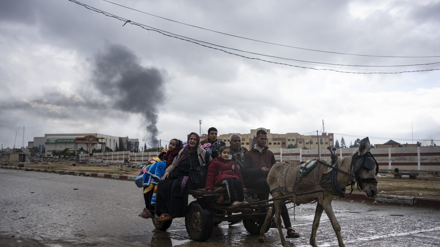 Снимките на AP описват 6 месеца на опустошение във войната в Газа без признаци на край