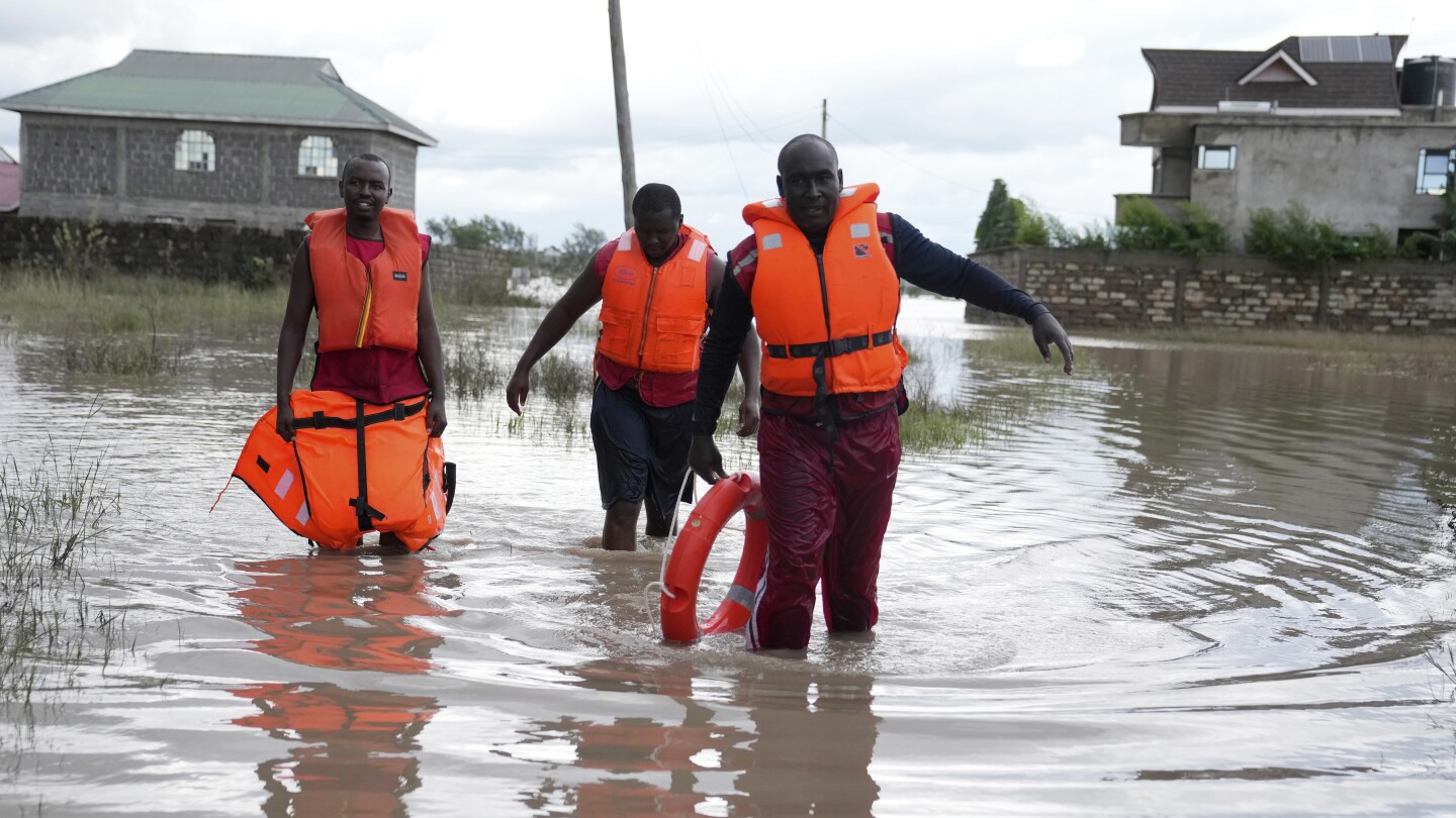 НАЙРОБИ Кения AP — Наводненията и проливните дъждове в Кения